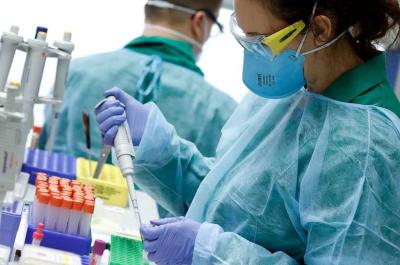 Βελτιώνεται η θέση της Ελλάδας στον παγκόσμιο χάρτη του κορωνοϊού