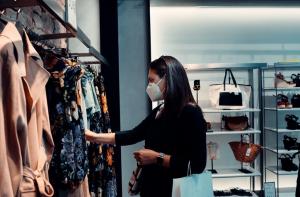 Εξετάζεται σταδιακό άνοιγμα της αγοράς από τις 22 Μαρτίου