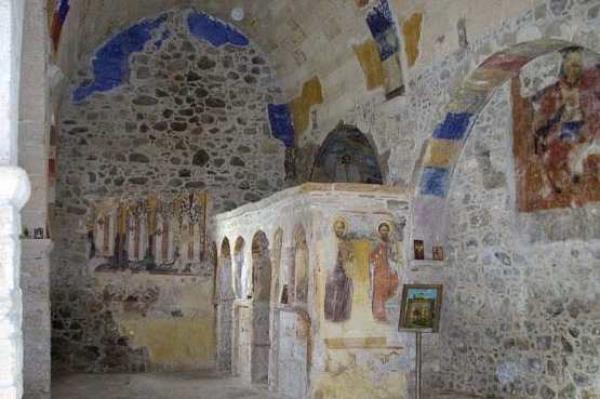 Οι Δ' Χαιρετισμοί στην Παλαιά Χώρα της Αίγινας θα τελεστούν από τον Πρωτοσύγκελλο Αρχιμανδρίτη Νεκτάριο Δαρδανό