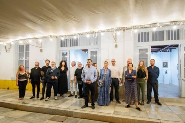 Με μεγάλη επιτυχία εγκαινιάστηκε η έκθεση «Σε γνωρίζω από την όψι: Πρόσωπα του ‘21»