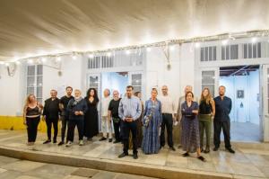 Με μεγάλη επιτυχία εγκαινιάστηκε η έκθεση «Σε γνωρίζω από την όψι: Πρόσωπα του ‘21»