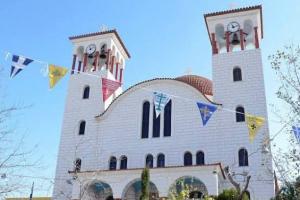 Η Τιμία Κάρα του Αγίου Κωνσταντίνου του Υδραίου στην Ι. Μητρόπολη Περιστερίου για προσκύνηση