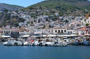 Και "άρωμα" Ύδρας στις πιο δημοφιλείς αναζητήσεις στο Google για το 2020 στην Ελλάδα