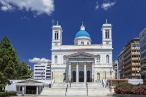 Ο Μητροπολίτης ΕΦΡΑΙΜ θα ιερουργήσει την Κυριακή 20 Νοεμβρίου στον Άγιο Νικόλαο Πειραιά