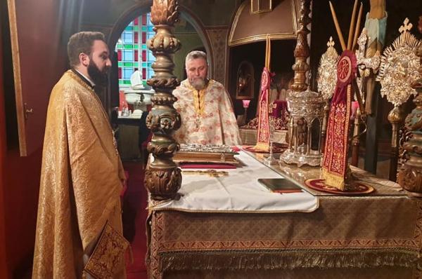 Καλά και ευλογημένα Χριστούγεννα από το Γρ. Τύπου της Ι. Μητρόπολης