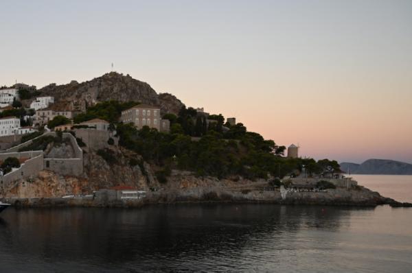 Πρώτο επιβεβαιωμένο κρούσμα Κορωνοϊού στην Ύδρα - Παραμένει ο επισκέπτης στο νησί σε χώρο απομόνωσης