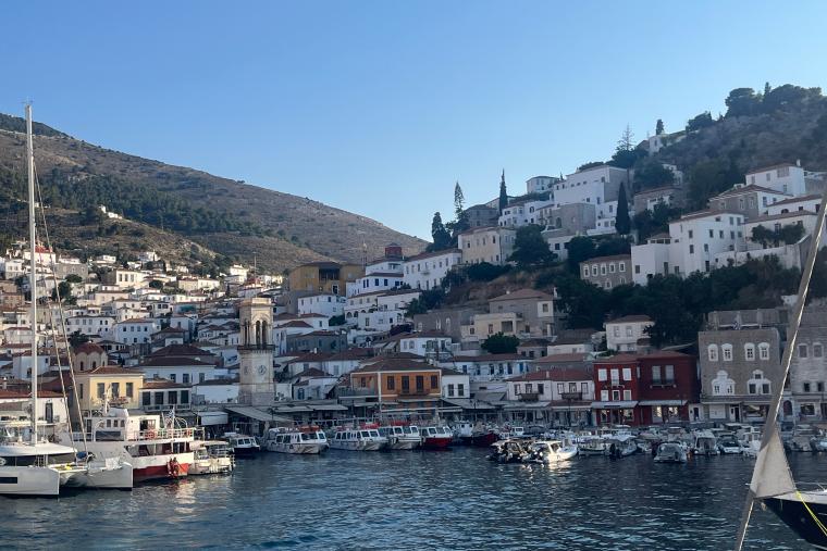 ΚΑΣ:   Αυτοψία στην Ύδρα τις επόμενες ημέρες για τον κανονισμό κοινόχρηστων χώρων