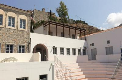 Επιστολή Δημάρχου Ύδρας στον Υπουργό Παιδείας για τη μη πρόβλεψη αναπληρωτών καθηγητών και κάλυψη των εκπαιδευτικών αναγκών