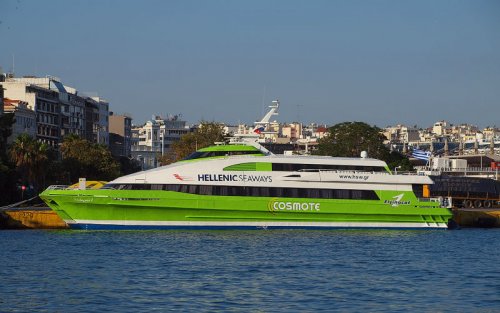 Βλάβη του Cat1 και αποβίβαση επιβατών στην Ύδρα