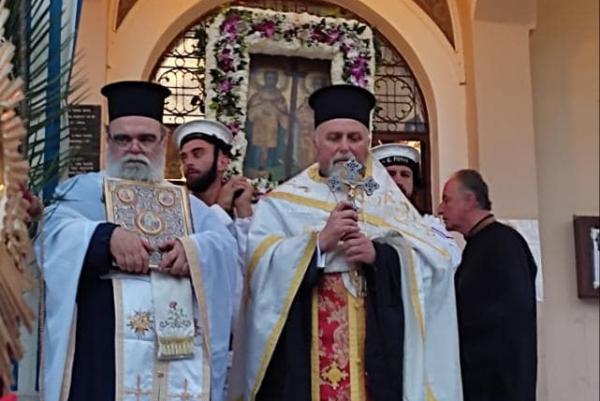 Έγινε υποδοχή  της Τίμιας Χείρας του Αγίου Ευσταθίου στον Ι. Ναό Κωνσταντίνου και Ελένης Πόρου