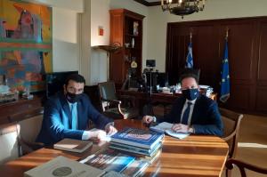 Με τον Αναπληρωτή Υπουργό Εσωτερικών Σ. Πέτσα συναντήθηκε ο Δήμαρχος Ύδρας Γ. Κουκουδάκης