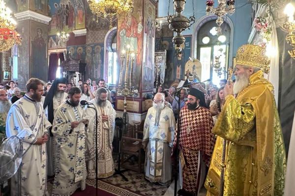 Στον Ι. Ναό Κοιμήσεως Θεοτόκου Ερμιόνης ιερούργησε ο Μητροπολίτης κ. ΕΦΡΑΙΜ και χειροτόνησε διάκονο
