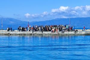 Με σύμμαχο  τον καλό καιρό γιορτάστηκαν τα Θεοφάνεια στην Ύδρα