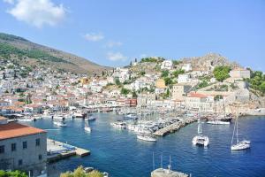 Προσοχή στις απάτες περί δωρεών σε ναούς και μονές