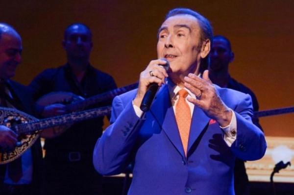 Πέθανε   ο Τόλης Βοσκόπουλος, μια από τις σημαντικότερες προσωπικότητες στην ιστορία του ελληνικού τραγουδιού