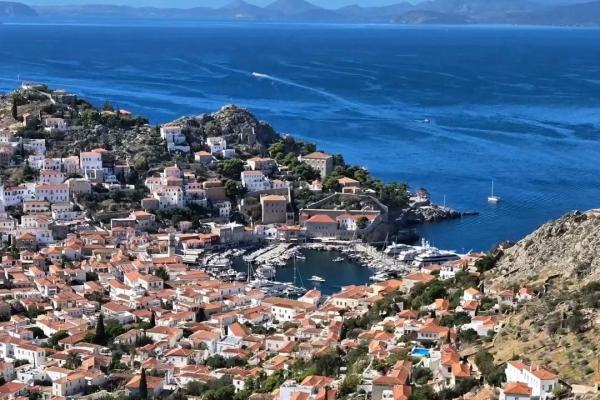 Τζίνα Μαραγκού:  «Υλοποιούμε ένα ολοκληρωμένο πρόγραμμα αναγκαίων έργων»