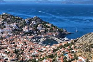 Τζίνα Μαραγκού: «Υλοποιούμε ένα ολοκληρωμένο πρόγραμμα αναγκαίων έργων»