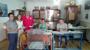 Λίγο πριν κλείσουν οι κάλπες